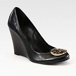 Tory Burch Sophie Wedge In Black & Gold Miller